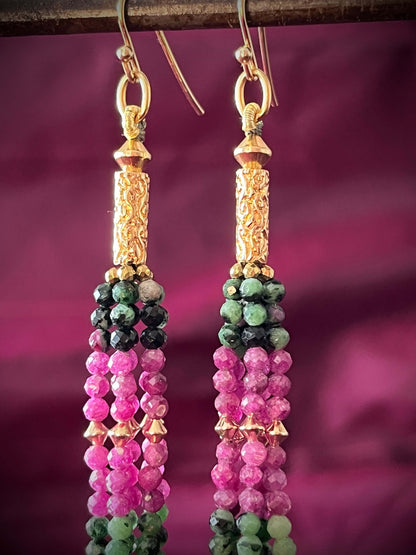 BOUCLES D'OREILLES JANIS RUBIS — vibration pourpre et nuances végétales