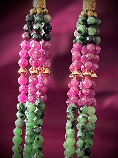 BOUCLES D'OREILLES JANIS RUBIS — vibration pourpre et nuances végétales