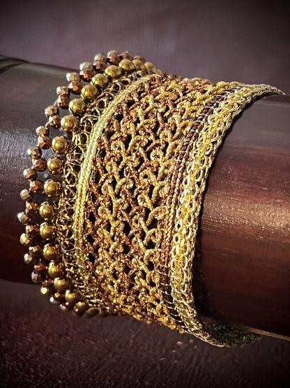 Manchette SETA MOKA — lumière textile et vibration profonde